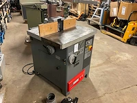 1997 casadei f/3 tafelfreesmachine - afbeelding 2 van  8