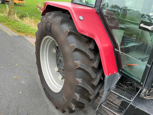 1997 case international 5150 pro vierwielaangedreven landbouwtractor - afbeelding 22 van  47