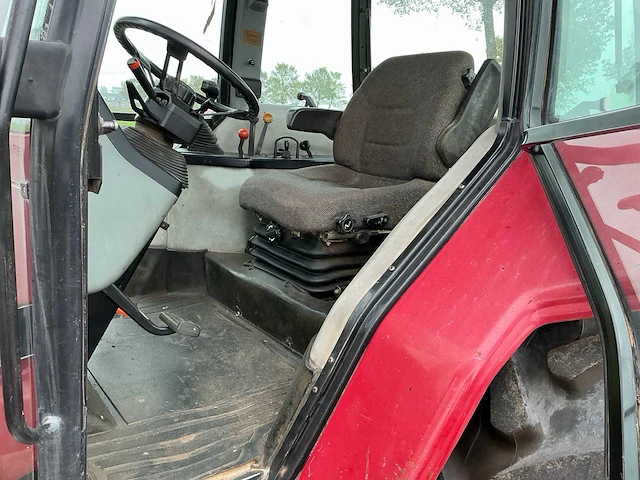 1997 case international 5150 pro vierwielaangedreven landbouwtractor - afbeelding 26 van  47