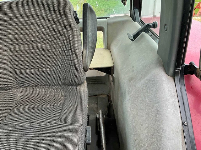 1997 case international 5150 pro vierwielaangedreven landbouwtractor - afbeelding 32 van  47
