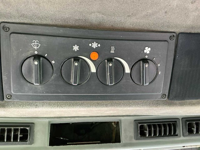 1997 case international 5150 pro vierwielaangedreven landbouwtractor - afbeelding 36 van  44