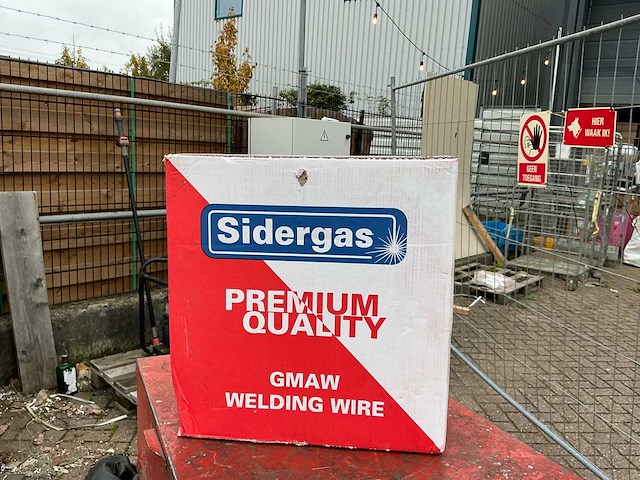 1997 cloos glc350 mig lasapparaat - afbeelding 2 van  10