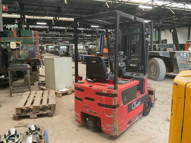 1997 ctc mikado13 vorkheftruck - afbeelding 3 van  9