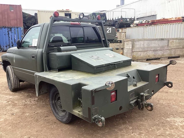 1997 dodge ram vliegtuigsleper - afbeelding 4 van  14