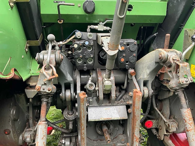 1997 fendt favorit 514 c turboshift vierwielaangedreven landbouwtractor met voorlader - afbeelding 16 van  44