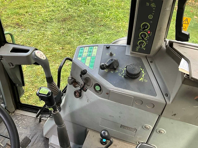 1997 fendt favorit 514 c turboshift vierwielaangedreven landbouwtractor met voorlader - afbeelding 29 van  44