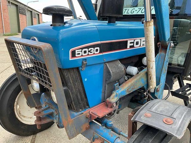 1997 ford 5030 tweewielaangedreven landbouwtractor - afbeelding 5 van  42