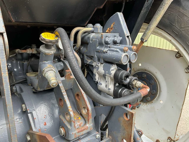 1997 ford 5030 tweewielaangedreven landbouwtractor - afbeelding 19 van  42