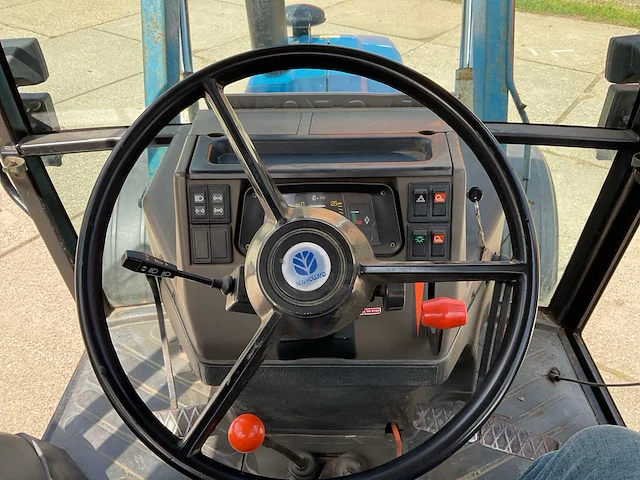 1997 ford 5030 tweewielaangedreven landbouwtractor - afbeelding 28 van  42