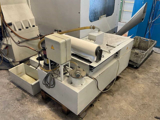 1997 haas / mikron 3 / vc 1000 cnc bewerkingscentrum - afbeelding 10 van  14