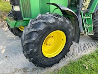 1997 john deere 6800 vierwielaangedreven landbouwtractor - afbeelding 8 van  32