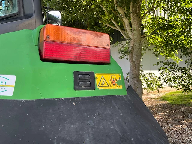 1997 john deere 6800 vierwielaangedreven landbouwtractor - afbeelding 15 van  32