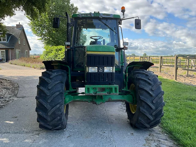 1997 john deere 6800 vierwielaangedreven landbouwtractor - afbeelding 23 van  32