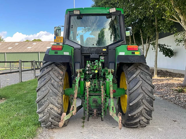 1997 john deere 6800 vierwielaangedreven landbouwtractor - afbeelding 31 van  32