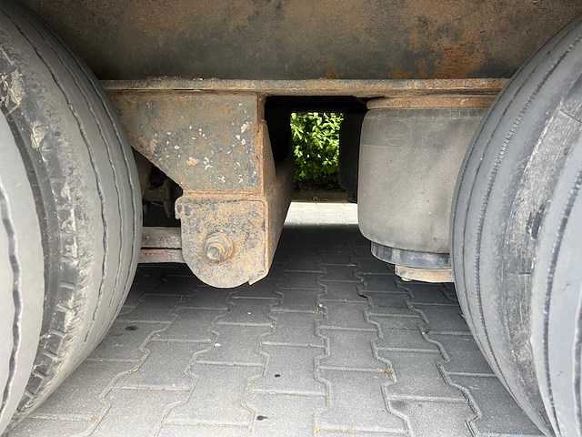 1997 kögel gnco 24 dieplader - afbeelding 19 van  44