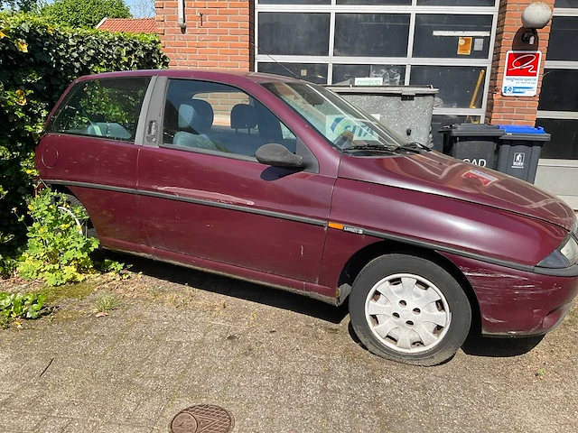 1997 lancia ypsilon “automaat” sh-nr-04 - afbeelding 2 van  18