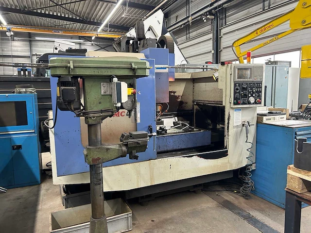 1997 leadwell vmc-40 cnc freesmachine - afbeelding 1 van  8