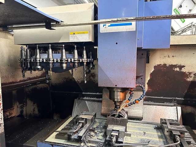 1997 leadwell vmc-40 cnc freesmachine - afbeelding 2 van  8
