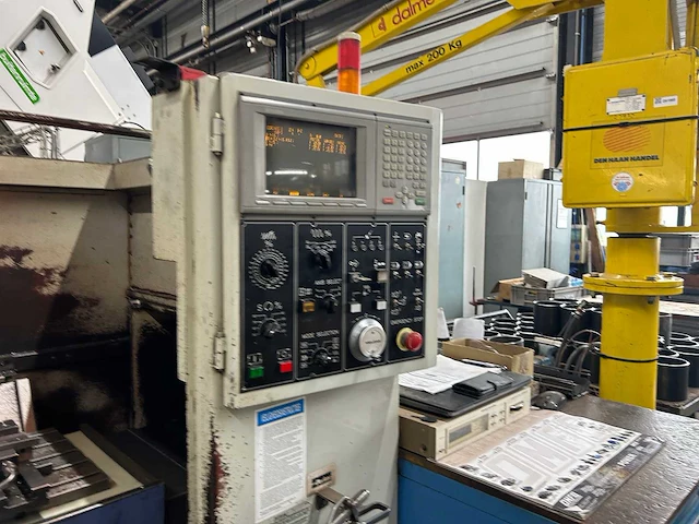 1997 leadwell vmc-40 cnc freesmachine - afbeelding 5 van  8