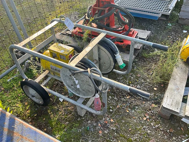 1997 lievers hfo 3.5 4.4 kw omvormer - afbeelding 1 van  8