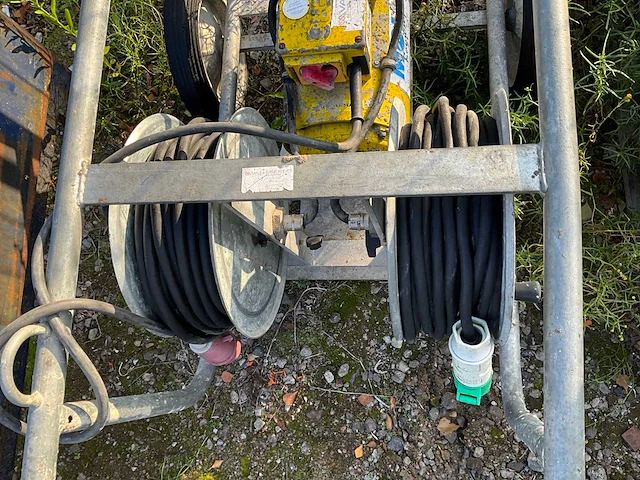 1997 lievers hfo 3.5 4.4 kw omvormer - afbeelding 4 van  8