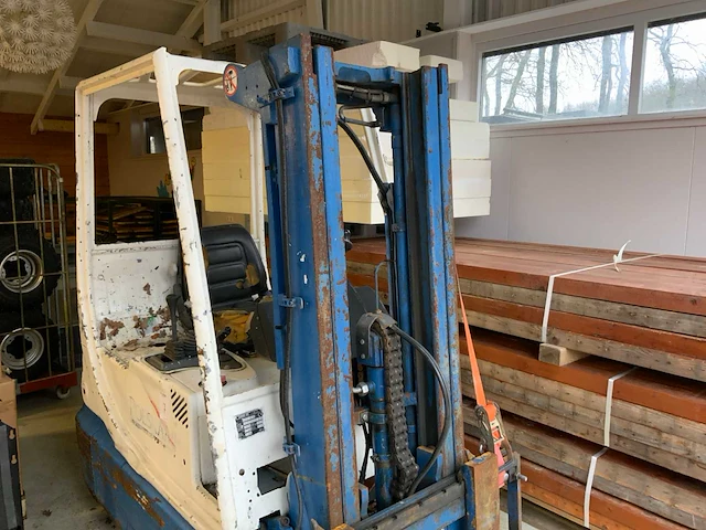 1997 linde e16c vorkheftruck (defect) - afbeelding 13 van  19