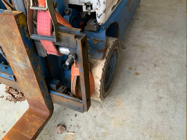 1997 linde e16c vorkheftruck (defect) - afbeelding 17 van  19