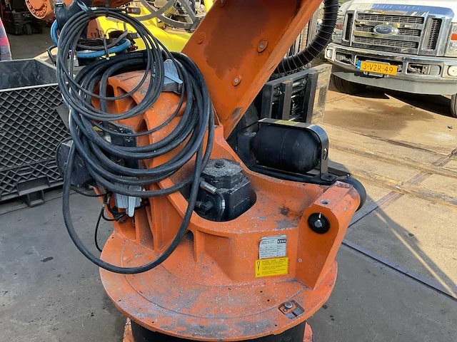 1997 luka kr150/1a lasrobot - afbeelding 6 van  9