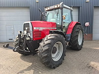 1997 massey ferguson 8130 dynashift vierwielaangedreven landbouwtractor