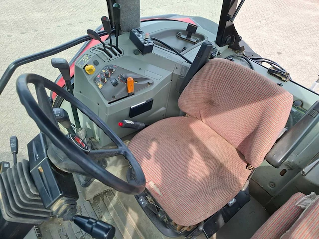 1997 massey ferguson 8130 dynashift vierwielaangedreven landbouwtractor - afbeelding 5 van  23