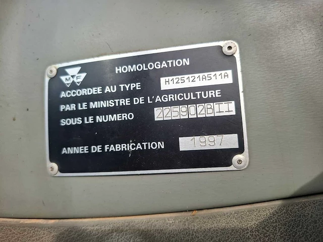 1997 massey ferguson 8130 dynashift vierwielaangedreven landbouwtractor - afbeelding 15 van  23