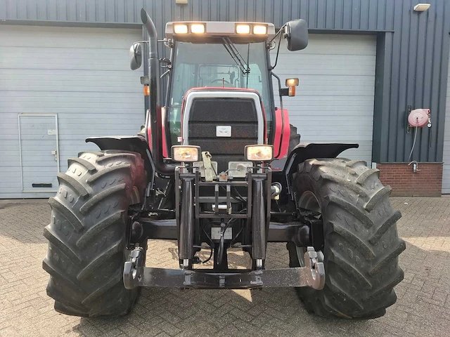 1997 massey ferguson 8130 dynashift vierwielaangedreven landbouwtractor - afbeelding 12 van  23