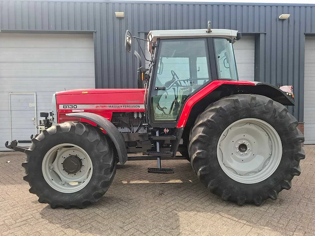 1997 massey ferguson 8130 dynashift vierwielaangedreven landbouwtractor - afbeelding 17 van  23