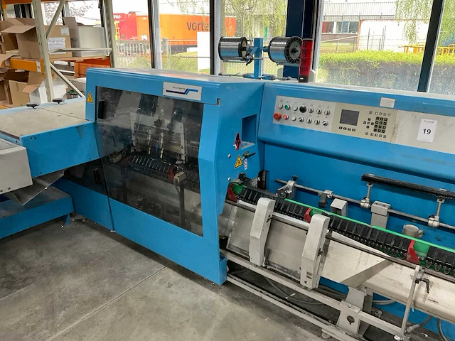 1997 müller martini prima 10/0390 0410 verzamelhechtmachine - afbeelding 18 van  50