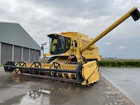 1997 new holland tx 68 maaidorser - afbeelding 1 van  52