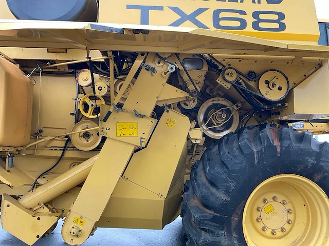 1997 new holland tx 68 maaidorser - afbeelding 14 van  52