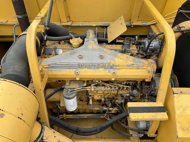 1997 new holland tx 68 maaidorser - afbeelding 17 van  52