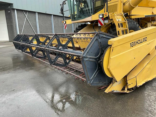 1997 new holland tx 68 maaidorser - afbeelding 31 van  52