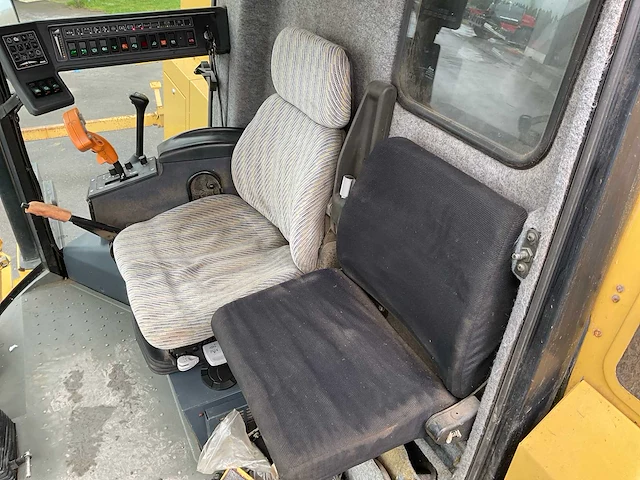 1997 new holland tx 68 maaidorser - afbeelding 35 van  52