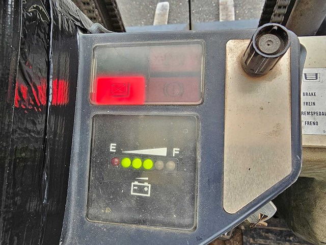 1997 nissan n01l18u vorkheftruck - afbeelding 8 van  21