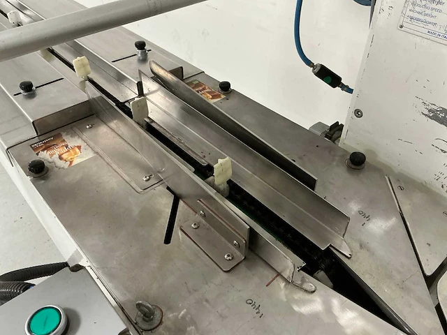 1997 record panda 2000 flowpack verpakkingsmachine - afbeelding 6 van  23