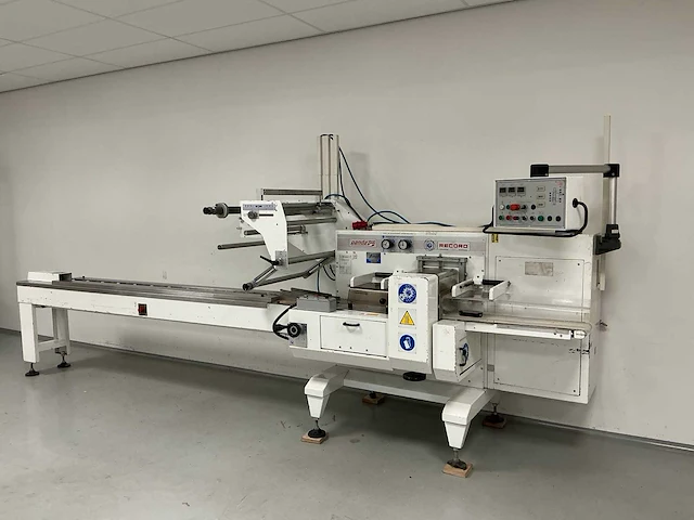 1997 record panda 2000 flowpack verpakkingsmachine - afbeelding 1 van  23