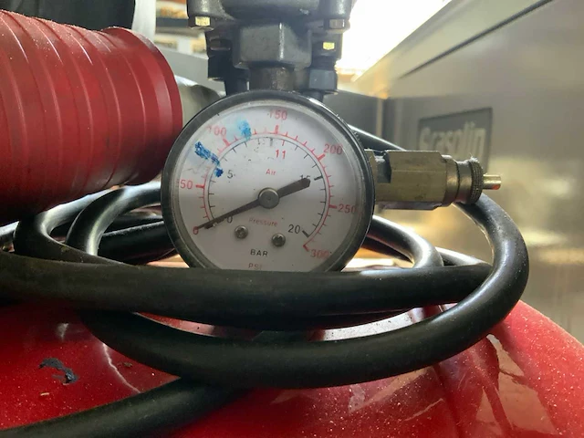 1997 roda b 3000-150 ct 3 v400 luchtcompressor - afbeelding 1 van  1