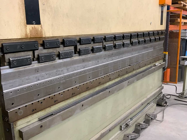1997 safan cncl 130-3100 cnc kantbank - afbeelding 19 van  21