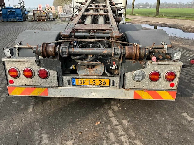 1997 scania r 124 l 400 6x2 na truck containerauto - afbeelding 26 van  28