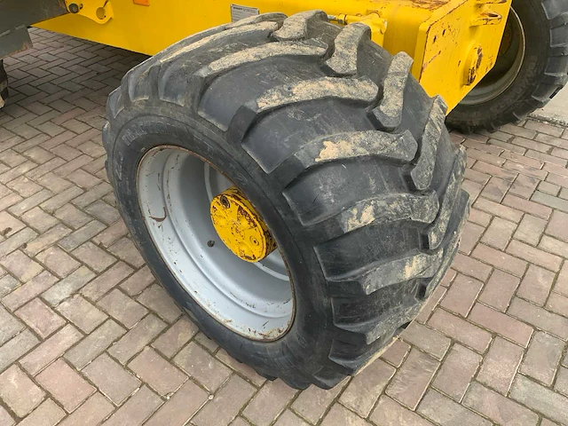 1997 schaeff hml 41 banden graafmachine - afbeelding 10 van  35