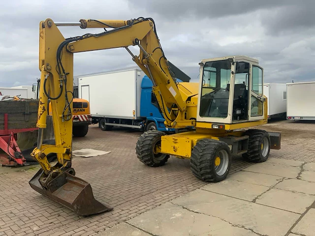 1997 schaeff hml 41 banden graafmachine - afbeelding 1 van  35
