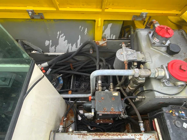 1997 schaeff hml 41 banden graafmachine - afbeelding 24 van  35
