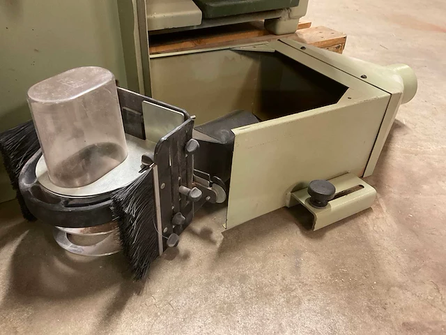 1997 scm t130 tafelfreesmachine - afbeelding 5 van  14