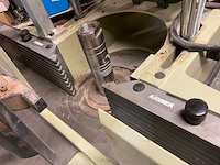 1997 scm t130 tafelfreesmachine - afbeelding 10 van  14